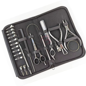 Kit d'outils pour extensions de cheveux MAGMA BEAUTY en acier inoxydable de haute qualité, personnalisé, comprenant des ciseaux, des pinces, un outil à boucles et des clips. - Product Image 3