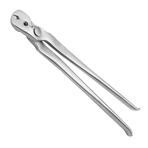 Pince à ongles professionnelle à prise solide pour l'entretien des chevaux, en acier inoxydable allemand durable, outil de démontage de sabots robuste et réutilisable pour chevaux CE - Product Image 1