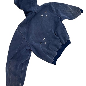 Sweat-shirt à capuche pour homme en jersey délavé avec impression personnalisée OEM ODM sur la manche et patchwork Comfycush - Product Image 4