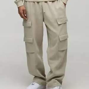Ensemble de survêtement unisexe multi-poches couleur unie – Matière premium, confortable et élégant pour le sport - Product Image 1