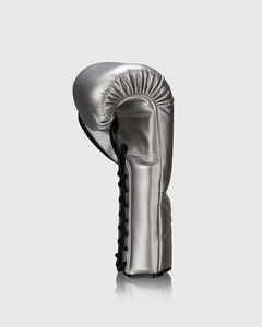 Guantes de Boxeo de Piel de Vacuno Genuina Plateados Personalizados Más Vendidos, Guantes de Sparring para Muay Thai y Kickboxing para Combate de Boxeo - Product Image 2