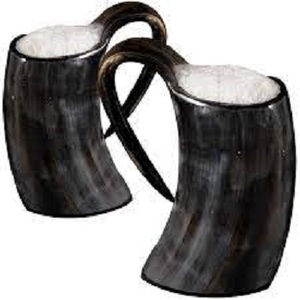 Taza de Concha Marina Pulida con Material Orgánico y Asa Curva para un Encanto Rústico y Estilo Tradicional en el Uso Diario - Product Image 1