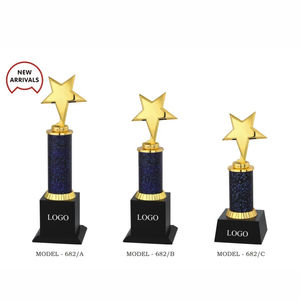 Elegant Golden Star Dial Desk Ornament Exquisite Precision Crafted Office Decor Refined Professional Centerpiece Artwork - Product Image 1