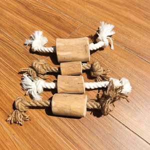Mordedor de madera de café vietnamita para perros con cuerda de algodón 100% natural. Madera de café para perros con cuerda ANGLE. - Product Image 4