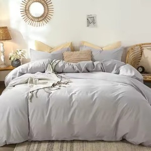 Parure de lit tendance en coton moderne, très vendue, avec deux taies d'oreiller de qualité – Parures de couette élégantes - Product Image 3