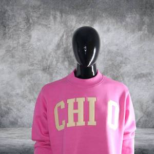 เสื้อสเวตเชิ้ตคอเต่าสีชมพูสด พร้อมตัวอักษรสีเหลืองขอบขาว แขนยาว ปลายแขนและชายเสื้อแบบรัดขอบ  รับสกรีนโลโก้ตามแบบ - Product Image 2