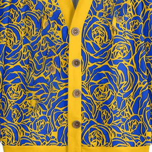 Cardigan d'hiver brodé pour femme de la sororité Sigma Gamma Rho, en laine/cachemire épais de qualité supérieure, avec lettres grecques tricotées, couleur or royal - Product Image 4