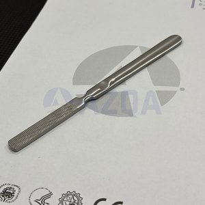 Lima Profesional de Acero Inoxidable para Pedicura, Removedor de Callos, Raspador de Piel Dura, Herramienta Duradera para el Cuidado de los Pies en Casa o en el Salón - Product Image 4