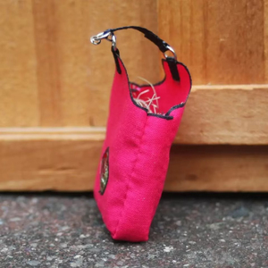 Bolsa para Heno de Caballo, Pequeña, Rosa, de Poliéster Resistente, con un Orificio, 50x20x40cm, con Colores y Tamaños Personalizables para la Alimentación de Caballos - Product Image 3