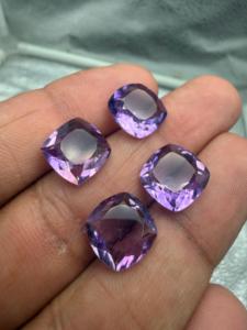 Ametyste naturelle violette 12 mm, taille coussin, 4 pièces, 24,15 carats, pierre précieuse des mines africaines avec jeu de couleurs pour la fabrication de bijoux - Product Image 1