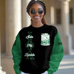 Sudadera Universitaria Personalizada Iota Phi Lambda, Negra y Verde Esmeralda, con el Escudo de la Hermandad Griega, Desde 1929, para Mujer - Product Image 1