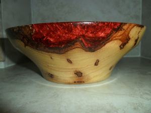 Tazón de Madera de Acacia y Resina Epoxi Hecho a Mano por Diseñadores - Ecológico, Apto para Lavavajillas, Ideal como Centro de Mesa o para Servir en la Cocina - Product Image 2