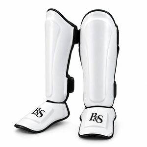 Protège-tibias en PU blanc avec fermeture auto-agrippante pour adultes, protection sportive, design léger - Product Image 1