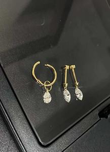 Pendientes de Aro de Oro de 14K de Lujo con Diamantes Cultivados en Laboratorio, Joyería Elegante y Minimalista, Regalo para Mujer - Product Image 4