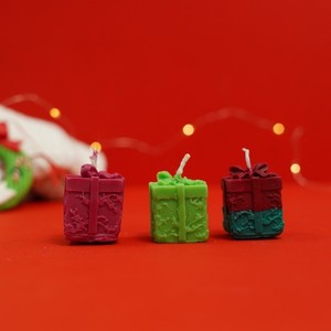 Boîte cadeau de bougies artisanales de Noël, 2 pièces, décoration rustique pour les fêtes, centre de table festif, décoration d'hiver pour la maison, cadeau - Product Image 1