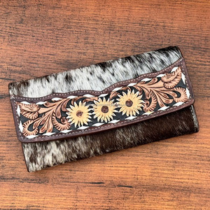 Portefeuille à deux volets en cuir usiné pour femmes Portefeuille en cuir de vachette véritable cousu à la main Portefeuille pour cartes de crédit Western Floral Clutch - Product Image 3