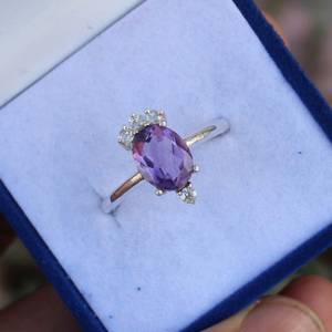 Bague en Améthyste en Argent Sterling, Ovale, pour Fiançailles ou Promesse, Qualité Supérieure de Luxe, Style Vintage Certifié, Pierre de Naissance de Février - Product Image 6