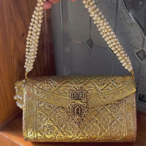 Pochette de soirée en laiton de qualité supérieure pour femmes, idéale pour mariage, festival et fête, pochette ethnique en laiton avec travail artisanal pour femmes - Product Image 3