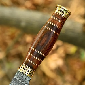Couteau de survie et utilitaire A&M Enterprises en acier Damas de qualité industrielle avec manche en bois, idéal pour le camping et la chasse (OEM) - Product Image 2