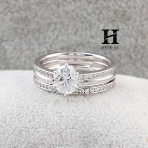 Anillo de Compromiso Personalizado de Oro Blanco de 14K con Diamante Cultivado en Laboratorio de Corte Ovalado, Halo Oculto, Certificado VVS1, Conjunto de Anillos de Boda para Mujer - Product Image 2