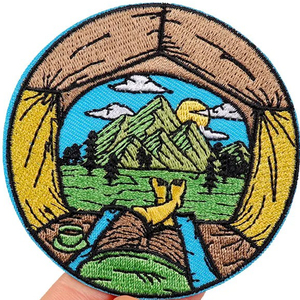 Parche de Tela Tejida Premium |   Logotipo de Marca de Perfil Delgado para Ropa Deportiva y Bolsos |   Fabricante Directo al por Mayor - Product Image 2