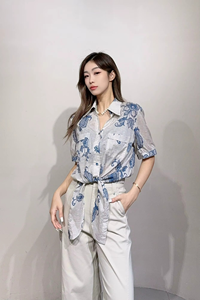 Camisa Hawaiana Personalizada 2026 para Mujer, Estampado Floral, Vacaciones de Verano, Estilo Hip Hop, Camisa de Playa con Logotipo Frontal, Suministro ODM - Product Image 2