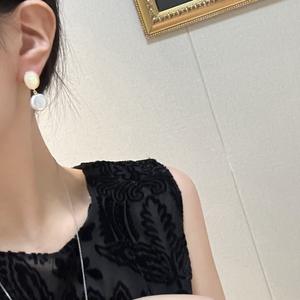 Natural Freshwater Baroque Shaped Real Pearl <b>Dangle</b> <b>Earrings</b> Irregular <b>Fashion</b> Jewelry with Mother Shell Buttons - Product Image 3