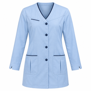 Bata de Laboratorio Médica Ligera Azul Hielo con Ribete Azul Marino, Uniforme de Doctor sin Cuello, Ropa de Trabajo Unisex Personalizada al por Mayor para el Equipo de la Clínica - Product Image 1