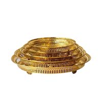Plateau en laiton de style thaïlandais élégant de 20 pouces, bords découpés complexes, motifs classiques pour hôtel de luxe, cadeau souvenir de cérémonie.