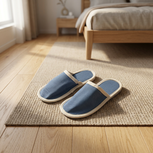 Chaussons d'hôtel écologiques 2026 respirants imprimés antidérapants avec empeigne non-tissée et semelle extérieure en caoutchouc pour usage en spa, complexe hôtelier et hôtellerie - Product Image 1
