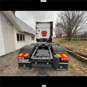 Tracteur routier diesel 6x4 de qualité industrielle pour la logistique de construction, le transport routier et le transport de conteneurs, conduite à gauche - Product Image 2