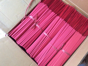 ธูปไม้จันทน์ชมพูพรีเมียม Gmex GI-CL พร้อมเตาเผาไม้ คุณภาพสูง กลิ่นหอมเวียดนาม สำหรับบ้าน ใช้ได้ทุกฤดู เหมาะสำหรับการทำสมาธิ - Product Image 2