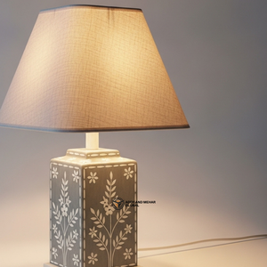 Lampe carrée artisanale avec incrustations |   Éclairage à motif floral élégant pour les maisons modernes - Product Image 3