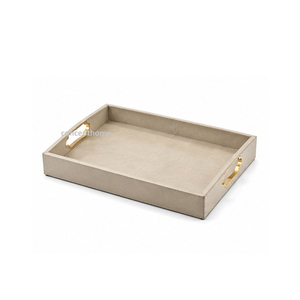 Bandeja Rectangular Beige para Servir con Asas Doradas, Acabado Metálico Pulido, Uso Residencial - Product Image 4
