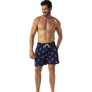 Améliorez votre expérience des sports nautiques avec nos maillots de bain pour hommes, coupe compressive, tissu extensible et protection UV pour un confort optimal. - Product Image 2