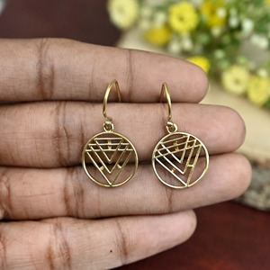 Pendientes de Latón de Primera Calidad, Selección Premium, Acabado Liso, Precio de Fábrica al por Mayor, Artesanía en Metal - Product Image 5