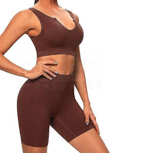 Ensemble de yoga côtelé bordeaux pour femme, haut court dos nageur à col en V et leggings taille haute longueur genou, 2 pièces, couleur unie, tenue de sport - Product Image 4
