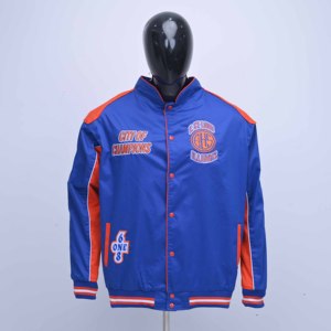 แจ็คเก็ตวาร์ซิตี้ผ้าซาตินสีน้ำเงินคอร์นฟลาวเวอร์สำหรับผู้ชาย ขายส่ง น้ำหนักเบา สไตล์เบสบอล บอมเบอร์  แบบกำหนดเองได้  ชุดคลุมสำหรับวิทยาลัย ปักลายด้านหน้า - Product Image 1