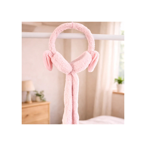 ที่ปิดหูสีชมพูขนปุยพร้อมผ้าพันคอติดตัวเพื่อความอบอุ่นในฤดูหนาว - Product Image 1