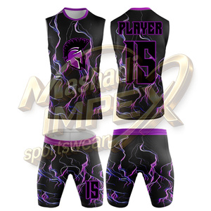 7V7 Compressie-ademende Spandex/Polyester antibacteriële snel drogende uniformen voor teamtraining en wedstrijdgebruik - Product Image 5