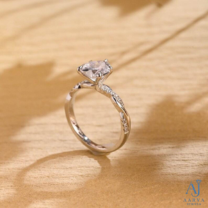 Bague de fiançailles en moissanite de laboratoire, bande pavée torsadée, pierre centrale taille Asscher, plaqué rhodium, sertissage à griffes, bijoux pour femme - Product Image 1