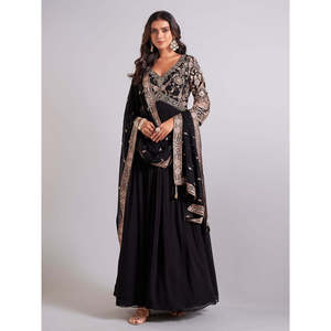 Robes de soirée de créateur Robe de soirée élégante Anarkali Gown avec pendentif et Dupatta - Product Image 2