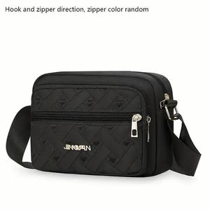 Borsa a Tracolla Trapuntata da Donna in Tessuto Oxford Multistrato con Tracolla Larga, Borsa a Mano Casual Ricamata per il Business - Product Image 4