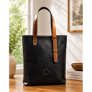 Sac fourre-tout en cuir véritable pour femme – Sac à bandoulière élégant en cuir noir avec sangle réglable - Product Image 1