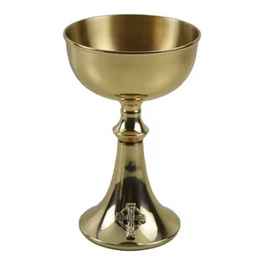 Cáliz de Latón Hecho a Mano para Altar, Cáliz Religioso para Comunión, para Uso en Iglesias - Product Image 3