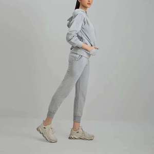 Conjunto Deportivo Cómodo para Mujer, para Entrenamiento, Ejercicio, Correr, Viajar y Uso Diario - Product Image 5