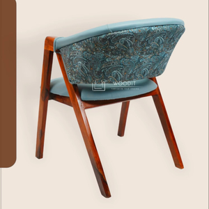 Nouveau fauteuil de salon contemporain en bois massif avec dossier incurvé de style baril et coussin d'assise en cuir souple bleu ciel - Product Image 2