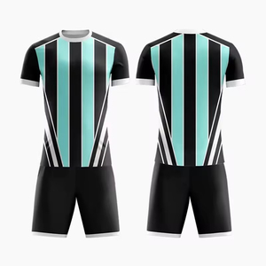 Ensemble de maillots de football de haute qualité à manches courtes, respirant, à séchage rapide, 100 % polyester, bleu foncé, logo personnalisé, uniformes de football - Product Image 2