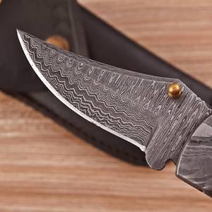 Cuchillo de caza plegable EDC de hoja recta de acero de Damasco hecho a mano con bloqueo de liner, personalizado para exteriores, OEM, marca privada, mango de madera - Product Image 5