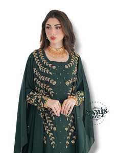 Robe de prière islamique Awais House pour femmes adultes, modeste, brodée, en polyester, longueur ras du sol, col cœur, manches longues, coupe ample - Product Image 4
